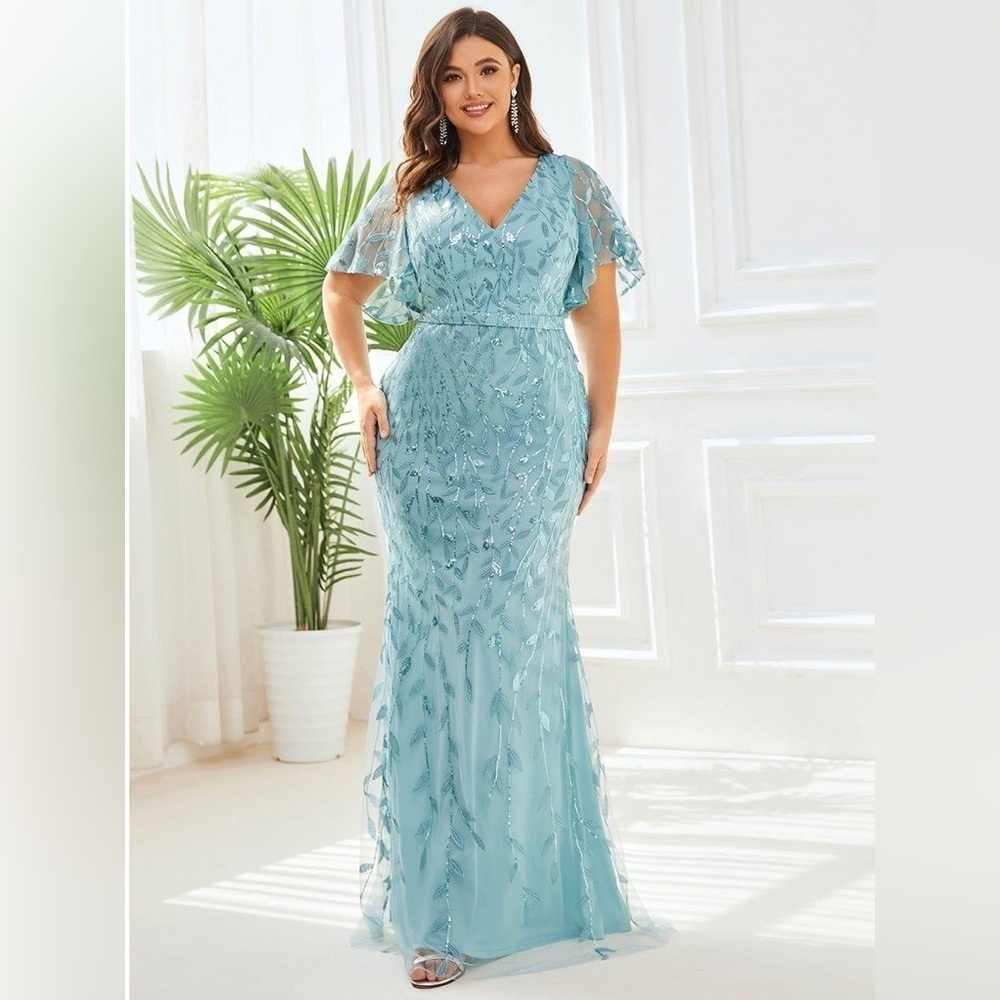 🆕 Fashion Plus Size V Neck Mermaid Sequin & Tulle Evening Dress